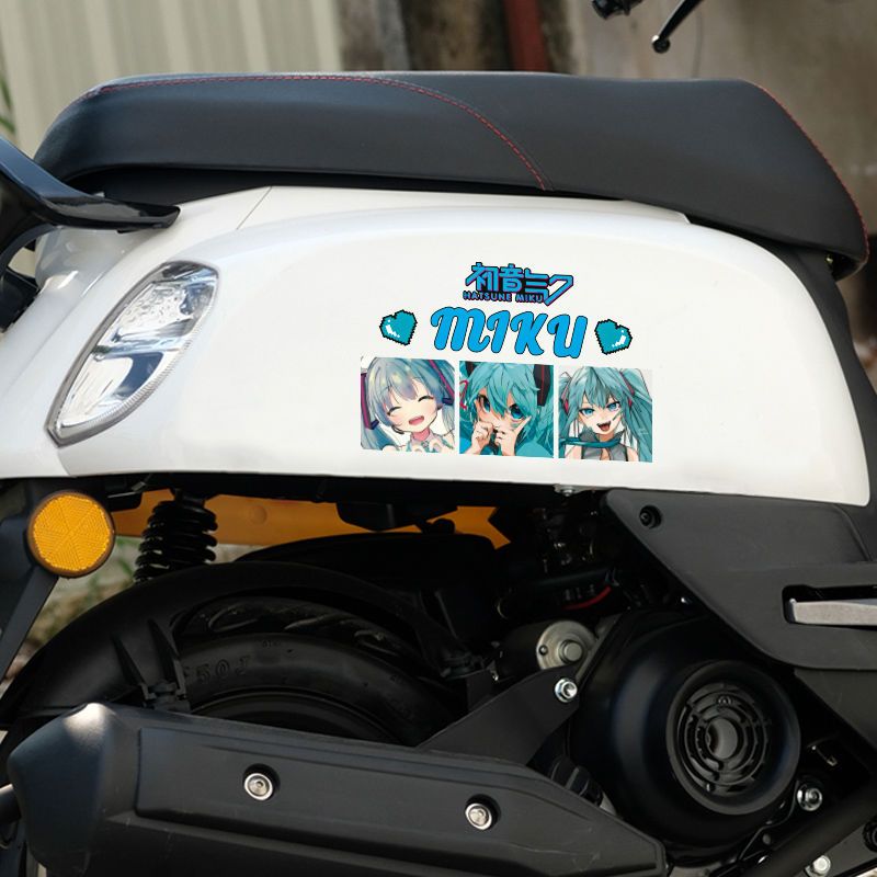 Nuovi Adesivi Riflettenti Crea - Anime Cosplay 2026 recensione e prezzo